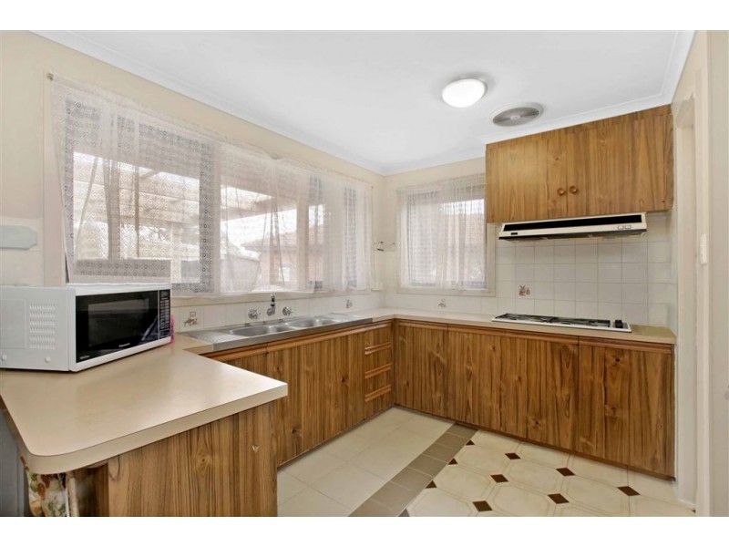 15 Gunsynd Close, Thomastown VIC 3074