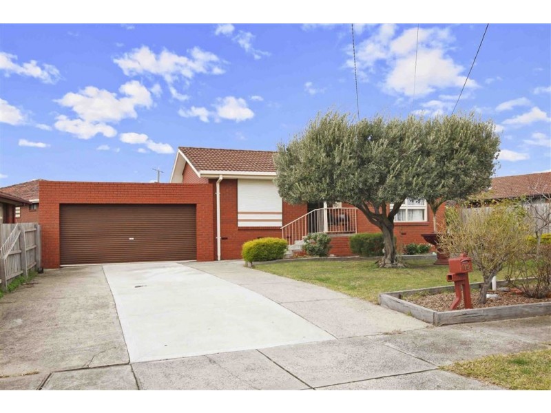 15 Gunsynd Close, Thomastown VIC 3074