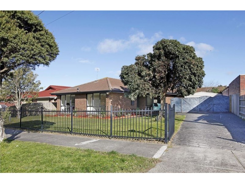 11 Pentland Drive, Epping VIC 3076