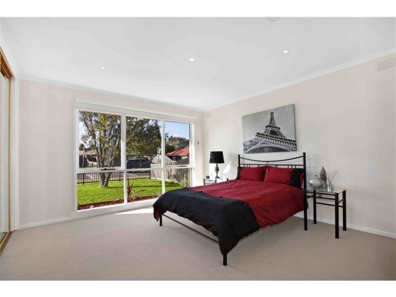 11 Pentland Drive, Epping VIC 3076