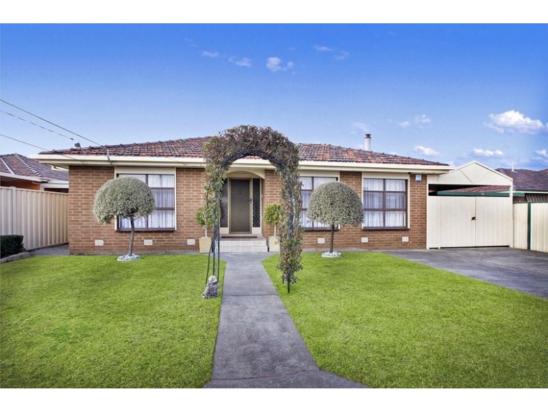 12 Nancye Drive, Lalor VIC 3075