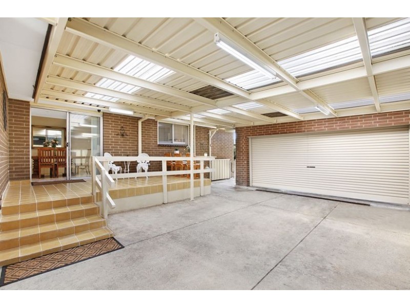 12 Nancye Drive, Lalor VIC 3075