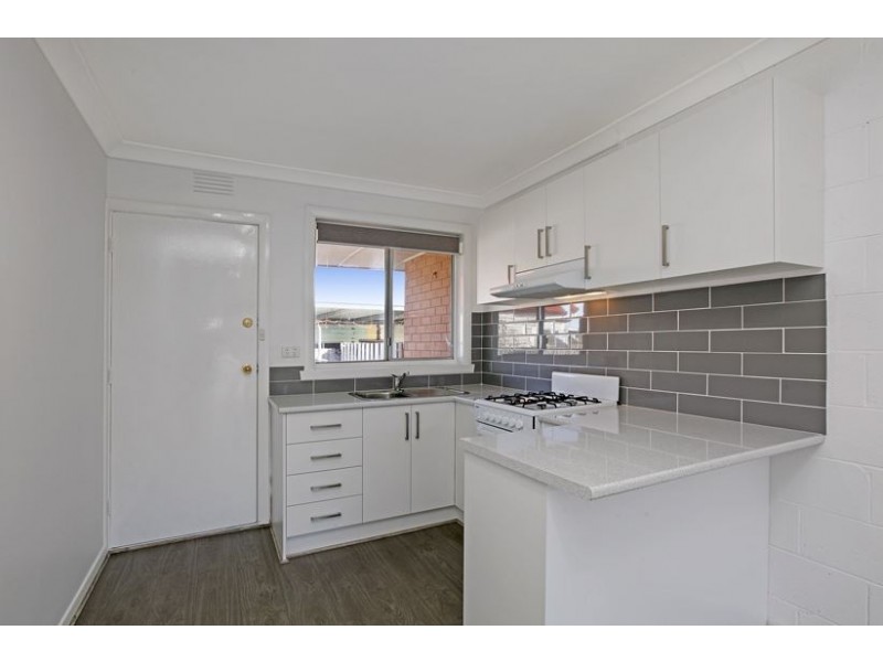 1/38 Spring Street, Thomastown VIC 3074