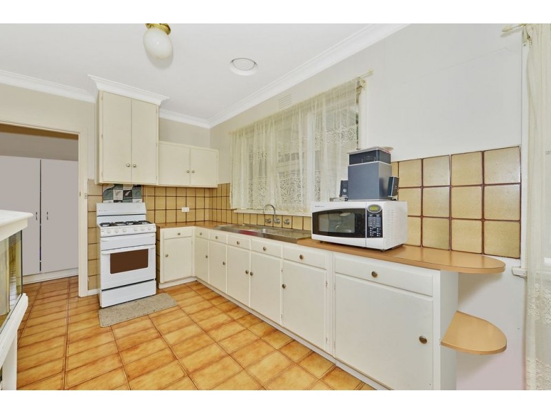 77 Messmate Street, Lalor VIC 3075