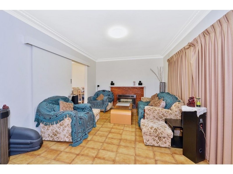 77 Messmate Street, Lalor VIC 3075