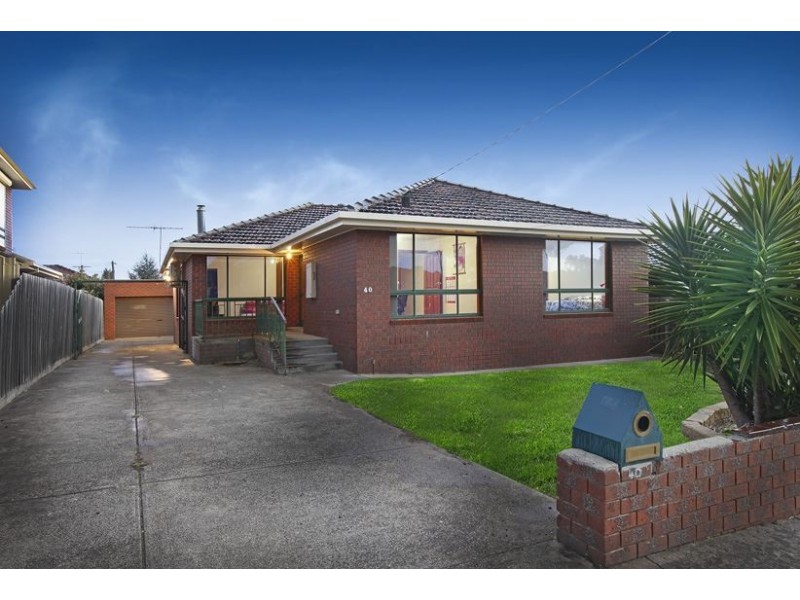 40 Festival Grove, Lalor VIC 3075