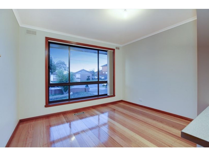 40 Festival Grove, Lalor VIC 3075