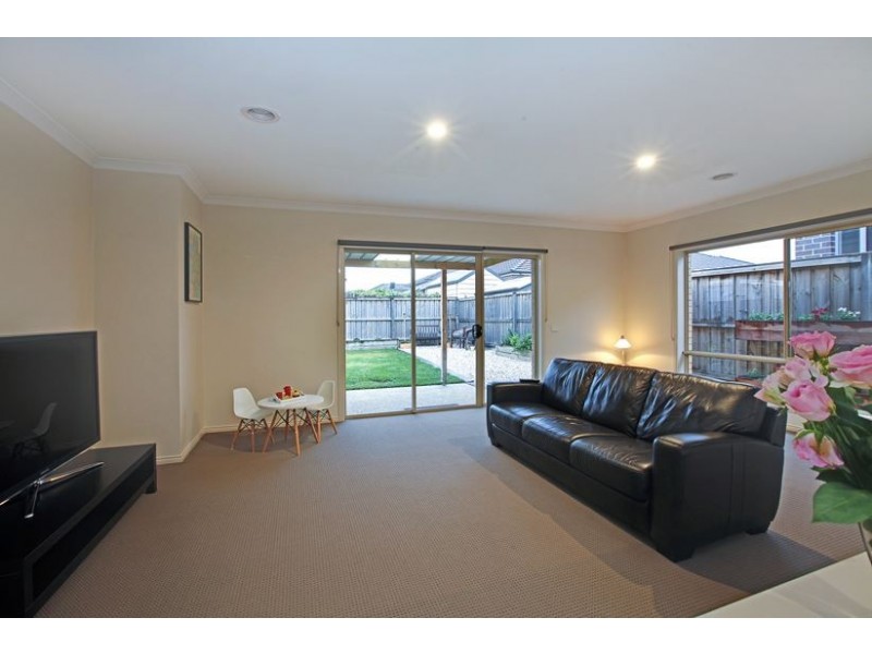 14 Ardenal Crescent, Lalor VIC 3075