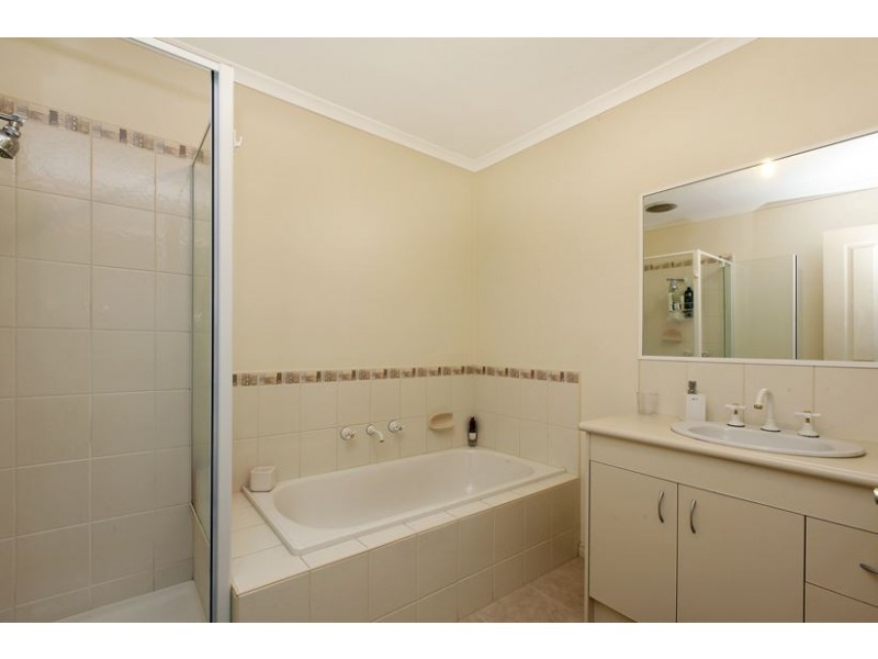 14/90 Edgars Road, Thomastown VIC 3074