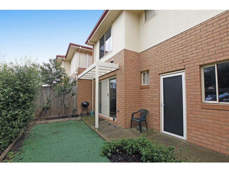 14/90 Edgars Road, Thomastown VIC 3074