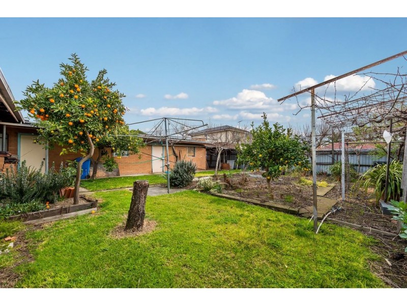 36 Alexander Avenue, Thomastown VIC 3074