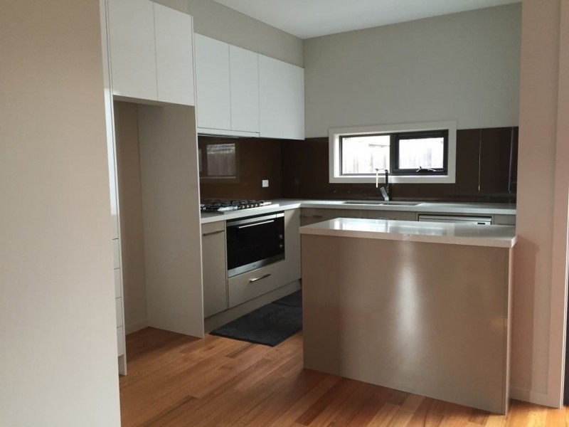 2/109 Cedar Street, Thomastown VIC 3074