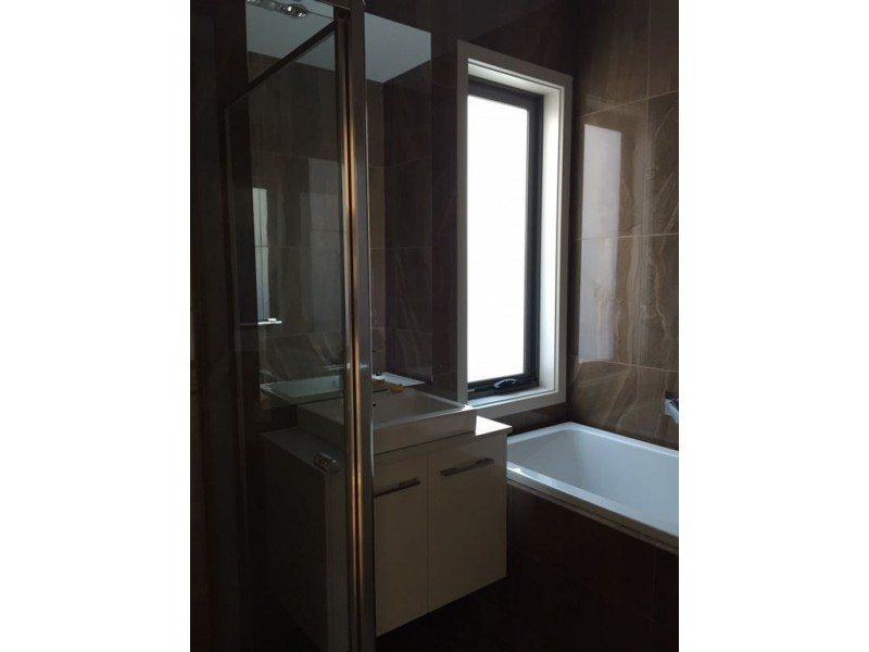 2/109 Cedar Street, Thomastown VIC 3074