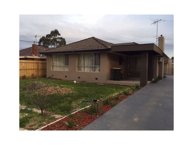 23 Chapman Avenue, Thomastown VIC 3074