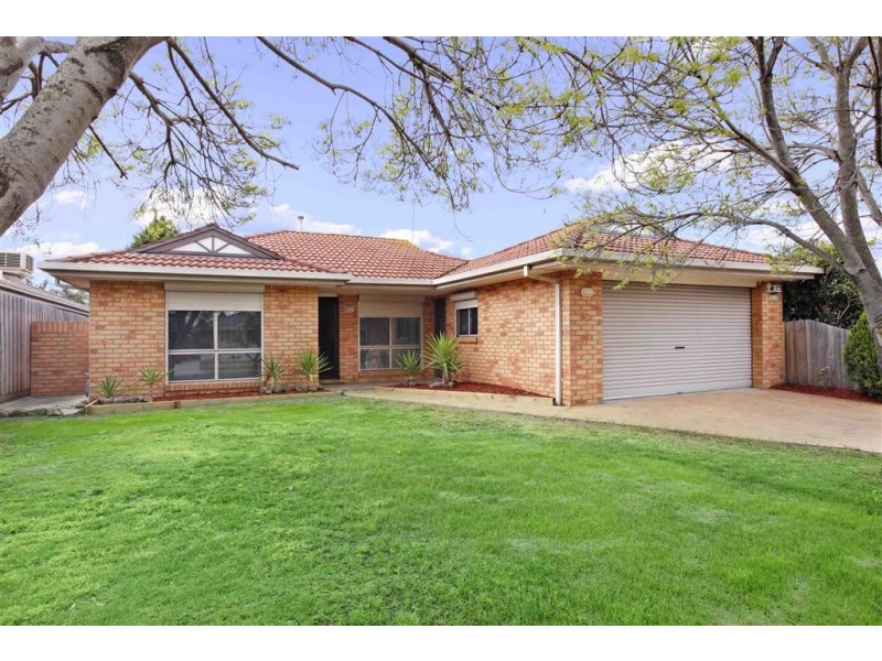 5 Whistler Walk, South Morang VIC 3752