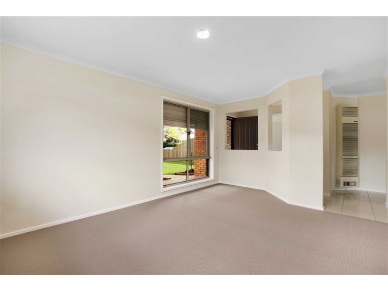 5 Whistler Walk, South Morang VIC 3752