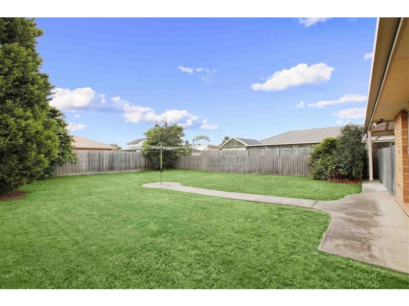 5 Whistler Walk, South Morang VIC 3752