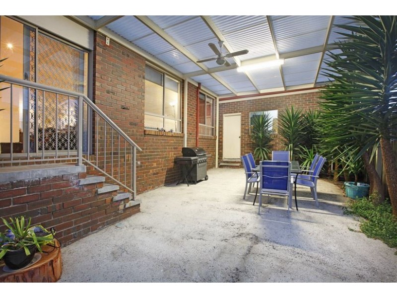 7 Redgum Court, Mill Park VIC 3082