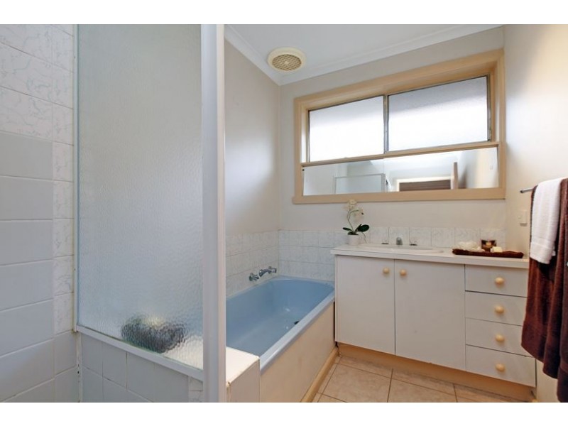 106 Dalton Road, Thomastown VIC 3074