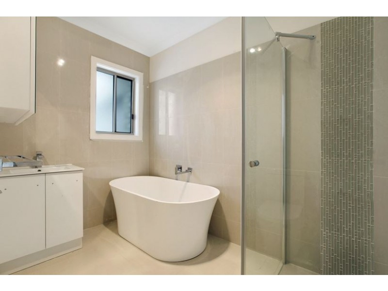 2/13 Balcombe Court, Thomastown VIC 3074