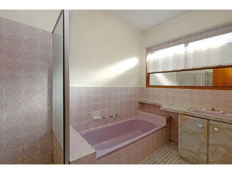 6 Michigan Terrace, Thomastown VIC 3074