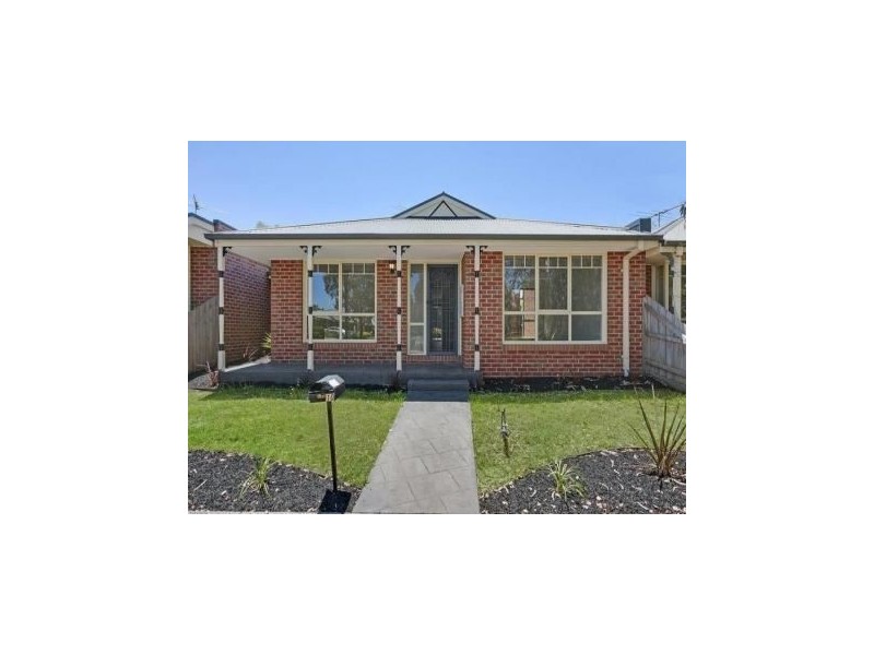 4 Bellbird Drive, Whittlesea VIC 3757