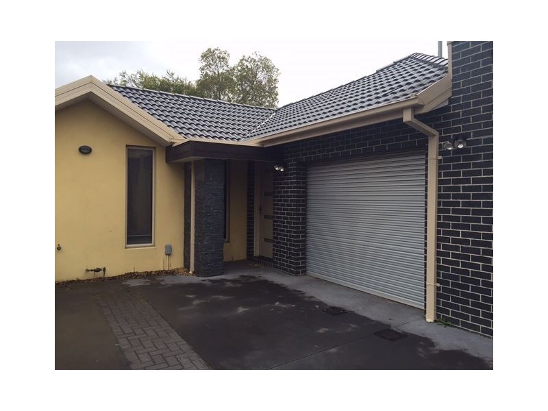 4/8 Osborne Grove, Preston VIC 3072