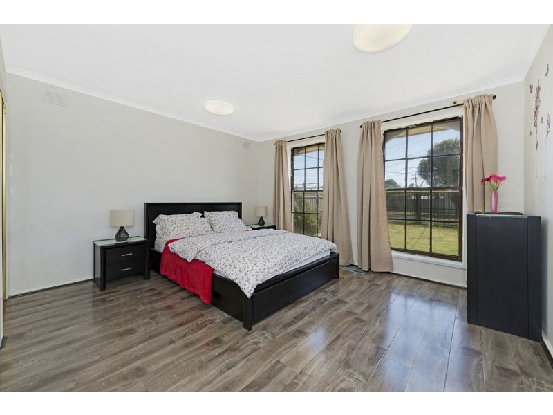 2 Beaumont Crescent, Lalor VIC 3075