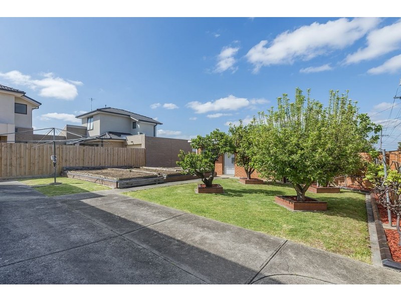 51 Alexander Avenue, Thomastown VIC 3074
