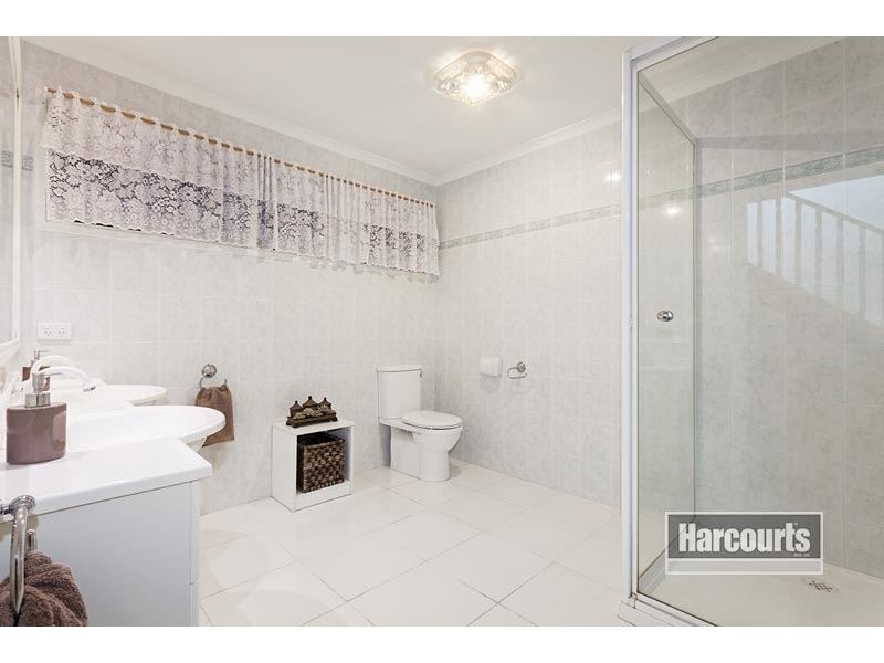 9 Uplands Place, Thomastown VIC 3074