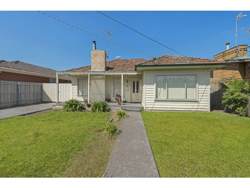8 West Court, Lalor VIC 3075
