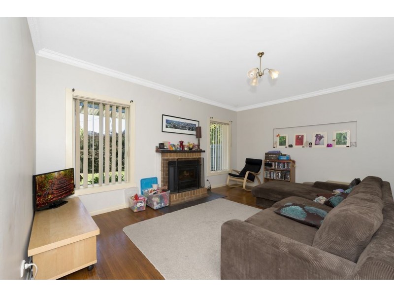8 West Court, Lalor VIC 3075
