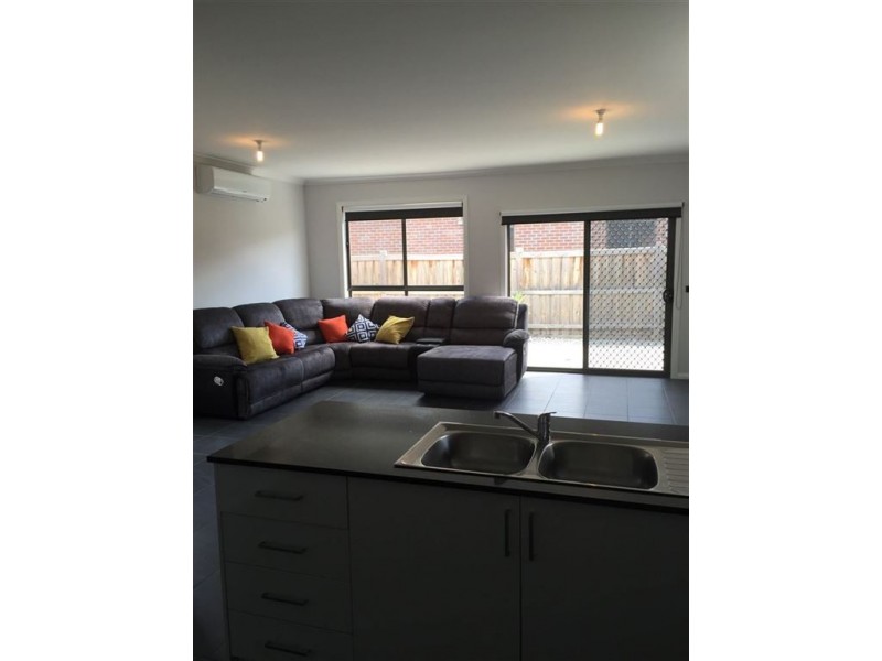 23 Cotchin Close, Wollert VIC 3750