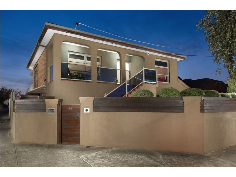 44 Barry Road, Thomastown VIC 3074