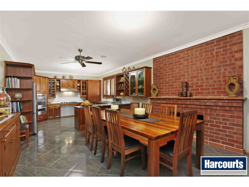 5 Grovedale Place, Thomastown VIC 3074