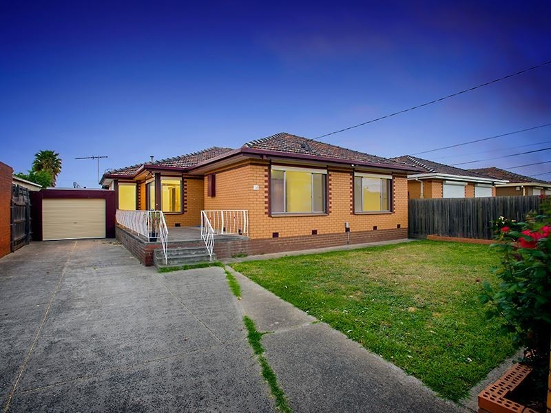 14 Judith Court, Lalor VIC 3075