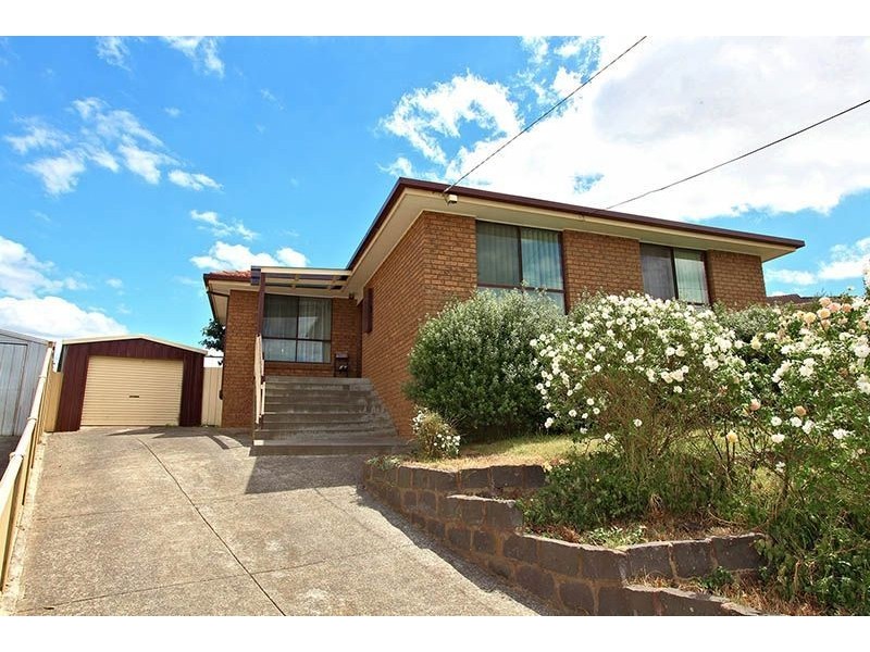 3 Sladen Close, Thomastown VIC 3074
