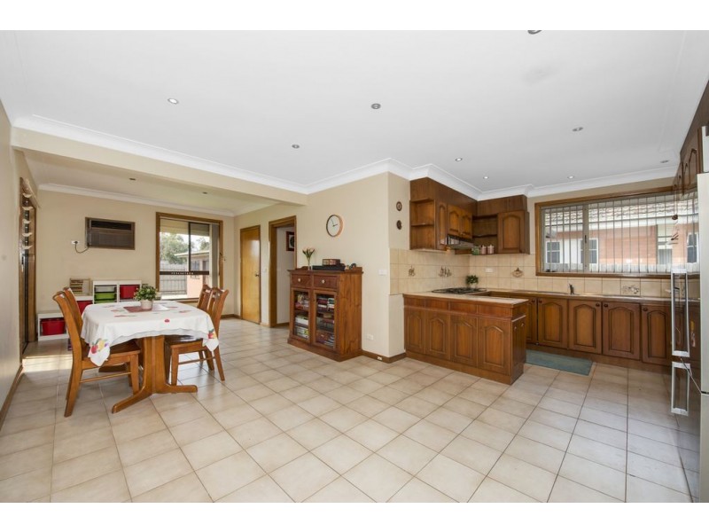 8 Kingsley Court, Thomastown VIC 3074
