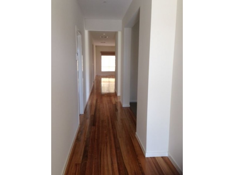 14 Ligures Street, Wollert VIC 3750