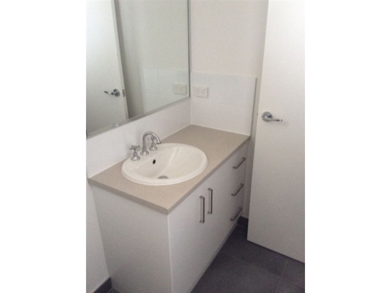 2/1 Lansell Court, Thomastown VIC 3074