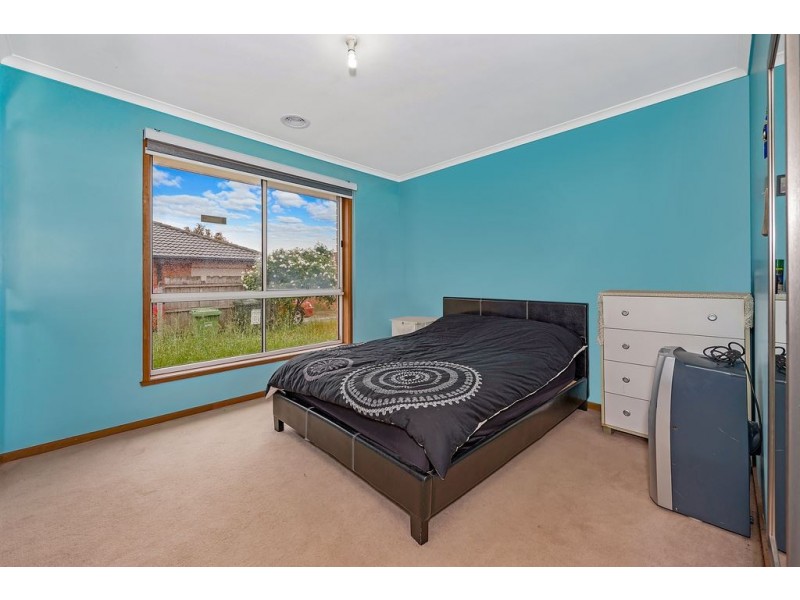 2/5 Paltara Court, Meadow Heights VIC 3048