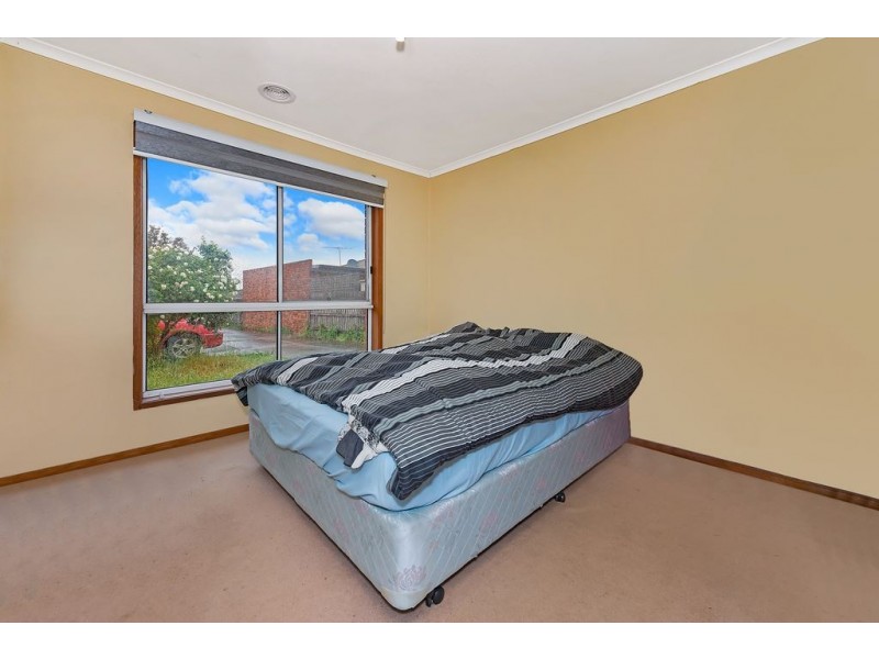 2/5 Paltara Court, Meadow Heights VIC 3048