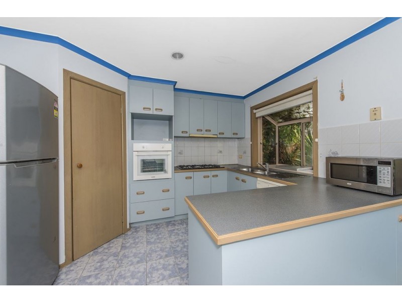 3/4 Shankland Boulevard, Meadow Heights VIC 3048