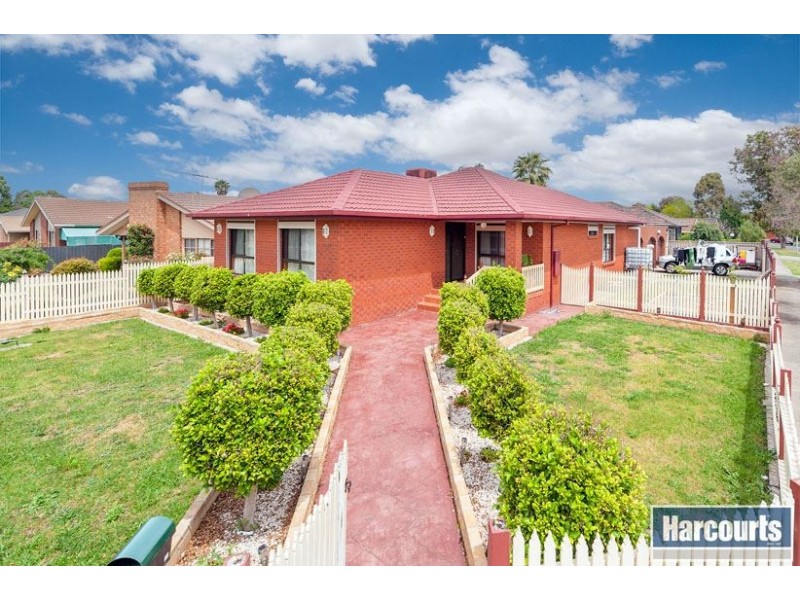 51 Hinkler Drive, Mill Park VIC 3082
