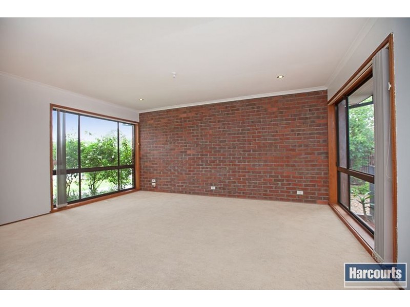 102 Northumberland Drive, Epping VIC 3076