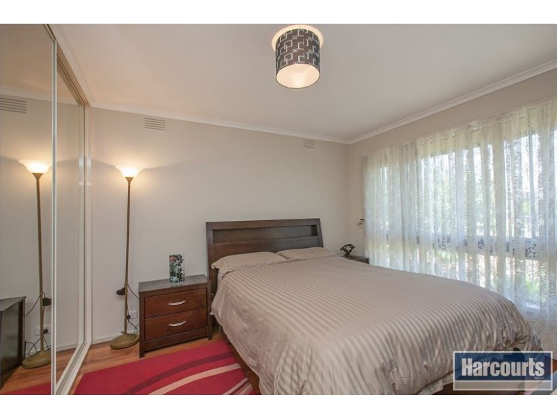 31 Bates Avenue, Thomastown VIC 3074