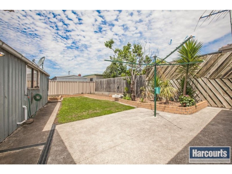 31 Bates Avenue, Thomastown VIC 3074