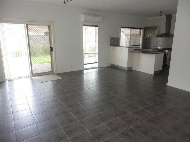 30 Mount Eccles Way, South Morang VIC 3752