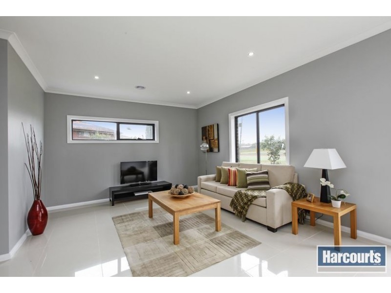 4 Avenel Court, Thomastown VIC 3074