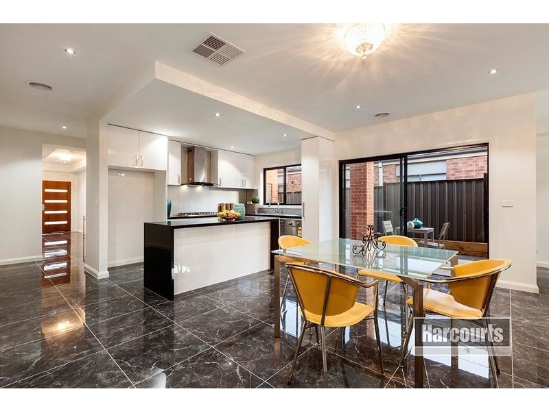 10 Spirited Circuit, Craigieburn VIC 3064